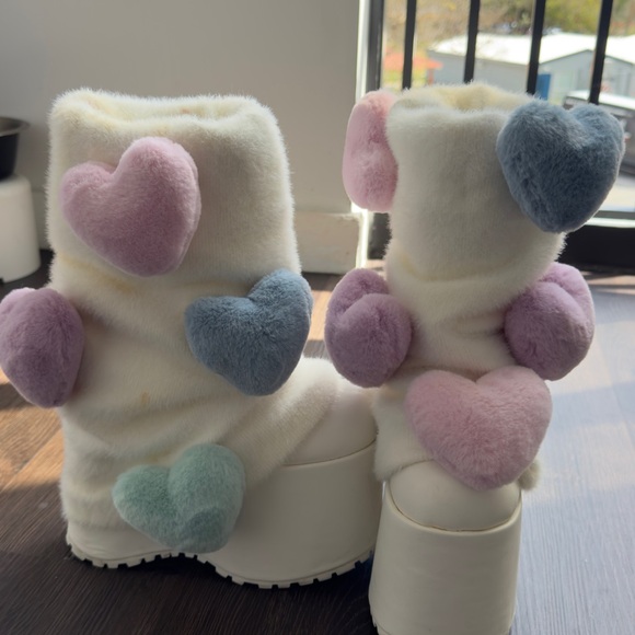 Sugar Thrillz Platform Boots - Picture 2 of 10